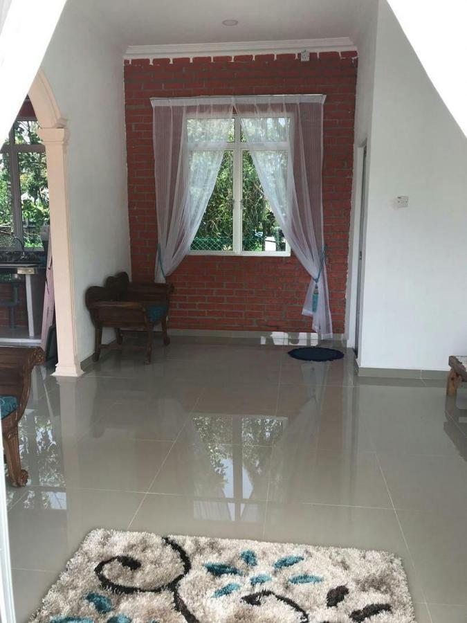 Homestay Tasek Gelugor Kodiang  Buitenkant foto